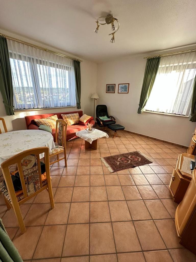 Living room, Photo of the whole room, Seating area