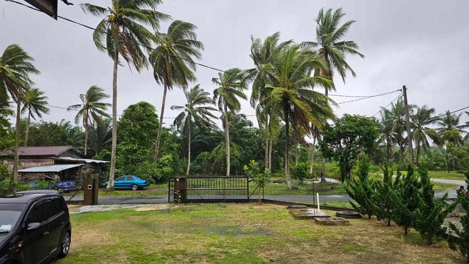 Homestay Rumah Tengok Jelawat Bachok House in Malaysia