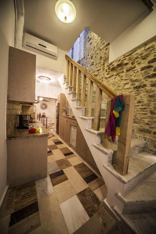 Coffee/tea facilities, Kitchen or kitchenette