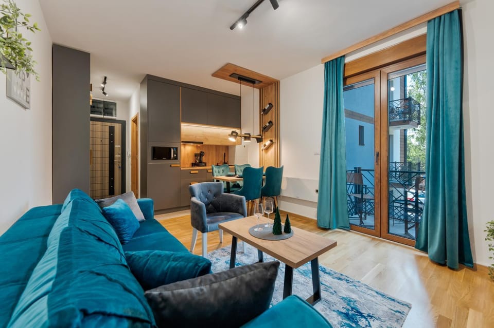 Kitchen or kitchenette, Living room, Dining area, minibar