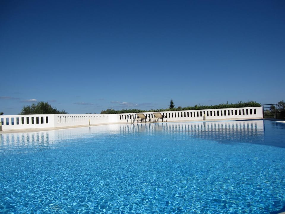 Swimming pool, Swimming pool