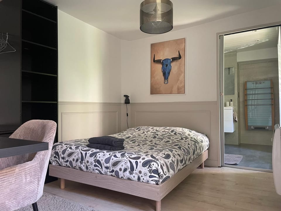 Bed, Night, Bedroom