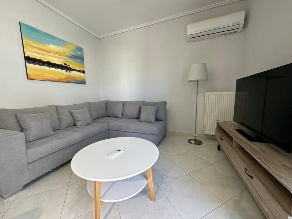 Redamancy - PERI009 Apartment in Athens