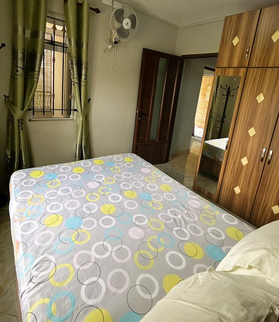 Bed, Photo of the whole room, Bedroom, wardrobe