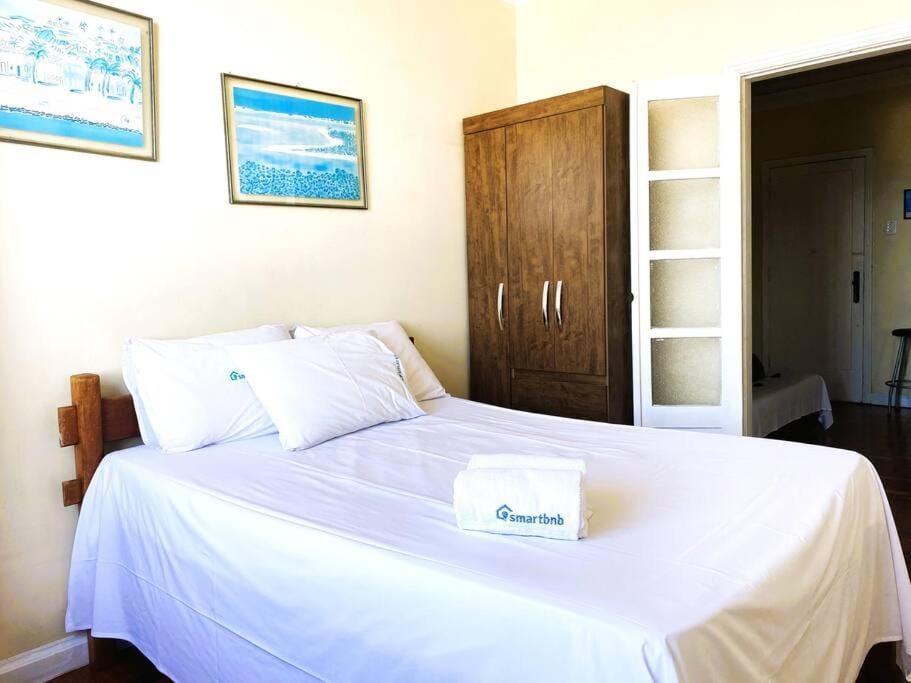 Apartamento de frente para o mar de Copacabana Apartment in Rio de Janeiro