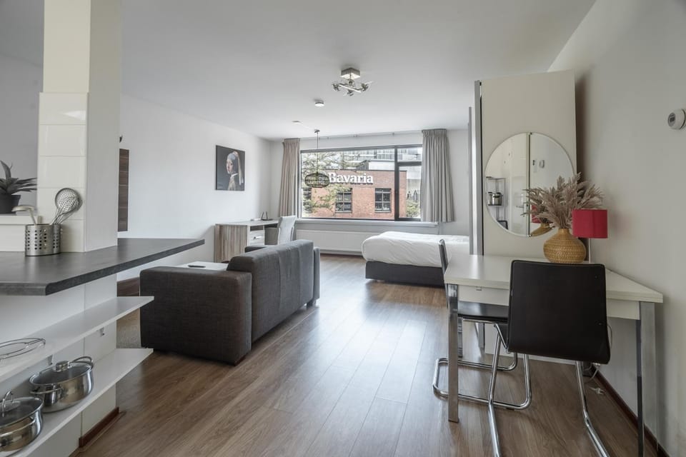 Living room, Dining area, Bedroom