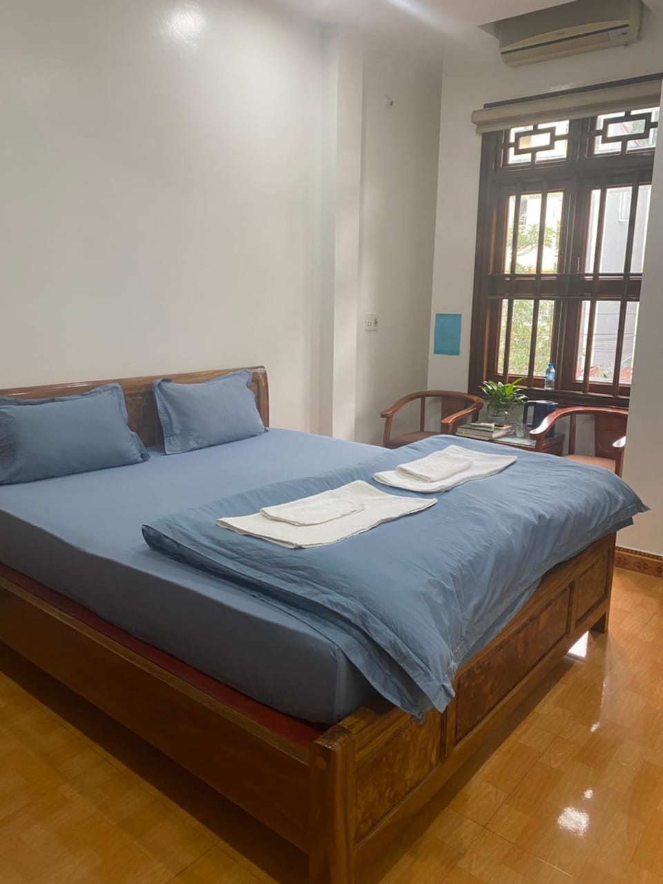 Hằng Thường Hostel - Motorbikes And Tour Vacation rental in Vietnam