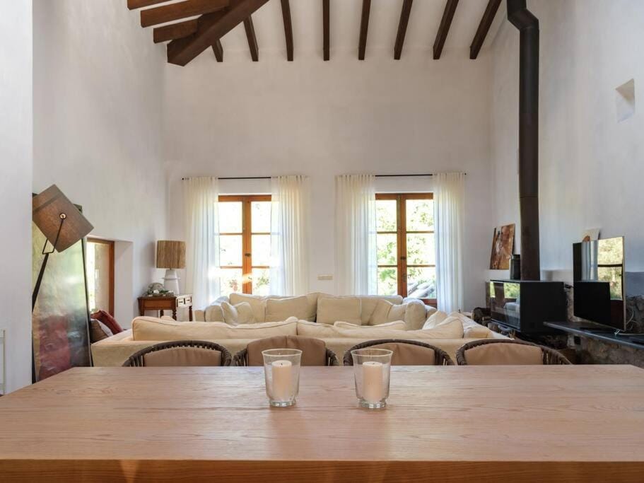 Preciosa casa familiar cerca Esporlas Na Servera Villa in Serra de Tramuntana