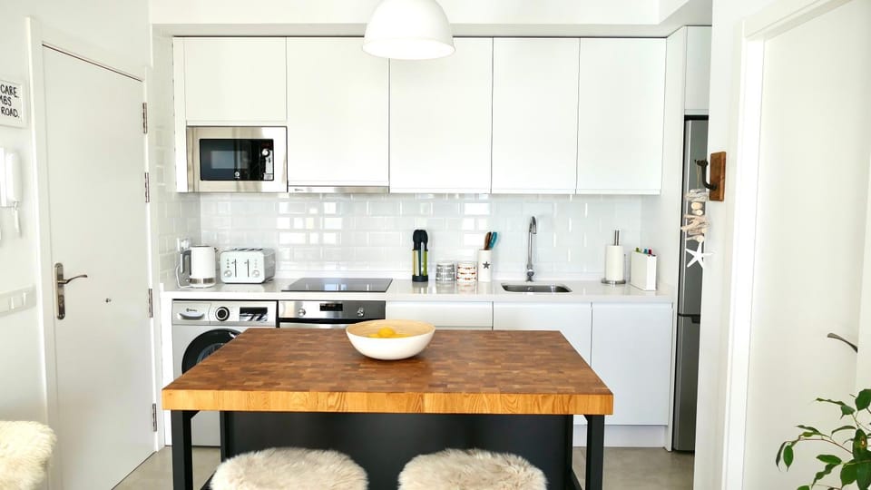 Casita Frigiliana - stunning new apartment with views with private parking space Apartment in Frigiliana
