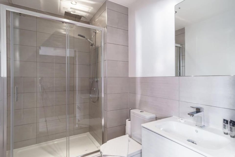 Stay Zeni, Alexandra Rise Manchester Cool 1BR Flat Apartment in Stretford