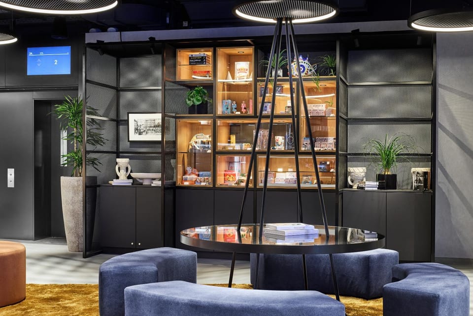 Lobby or reception, Seating area