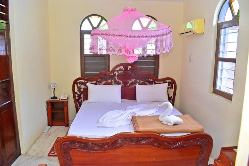 Funguni Palace Hotel Hotel in Tanzania