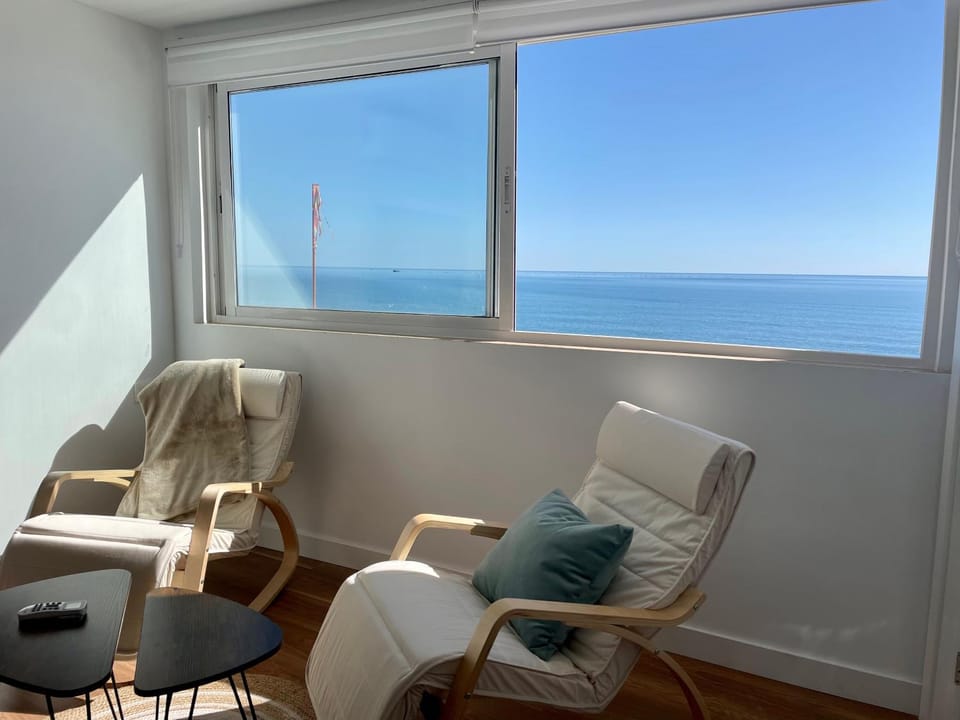 Living room, Sea view