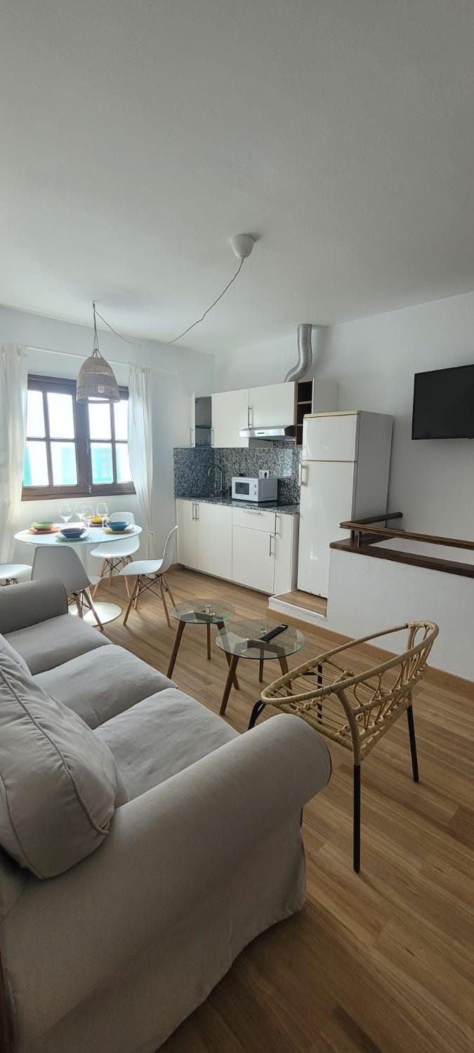 Kitchen or kitchenette, Living room
