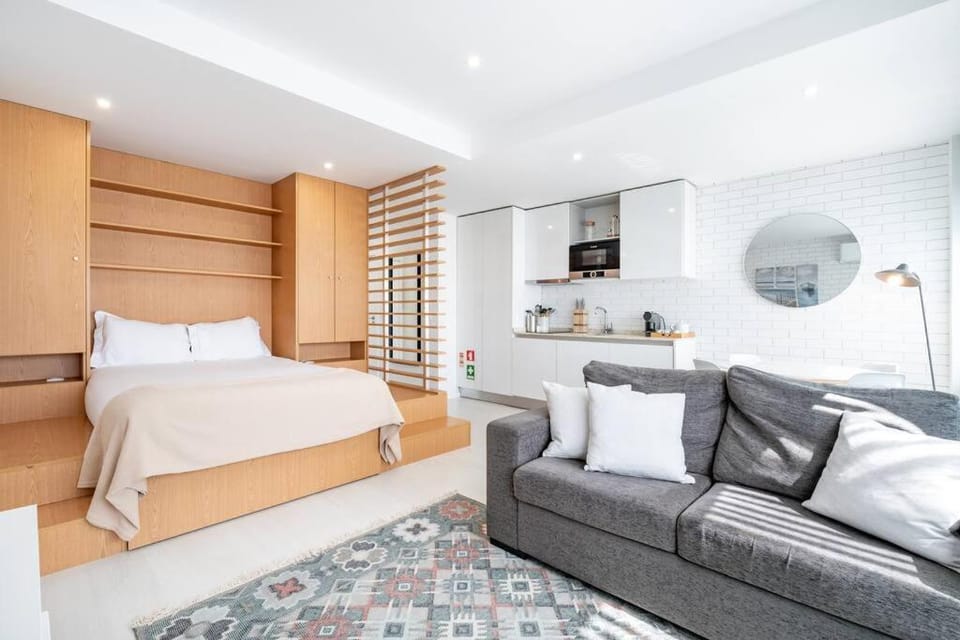 Bed, Kitchen or kitchenette
