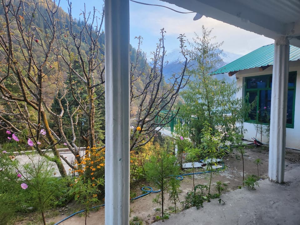 L'Ashrum Cafe & Inn Inn in Himachal Pradesh