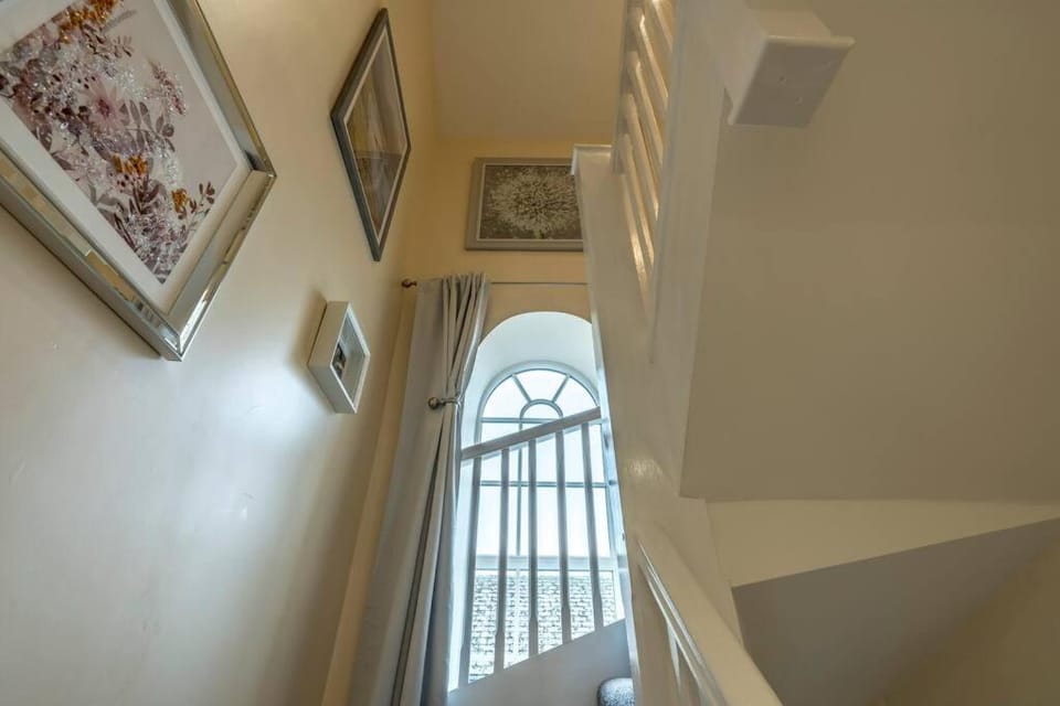 Cosy Cottage in Central Kendal with Parking! House in England