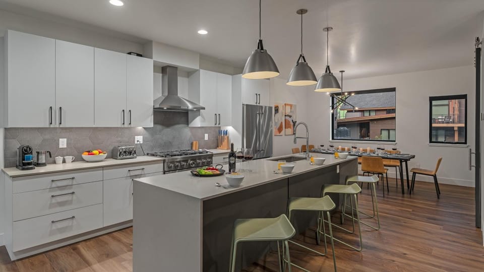 Dining area, storage, stove, kitchen