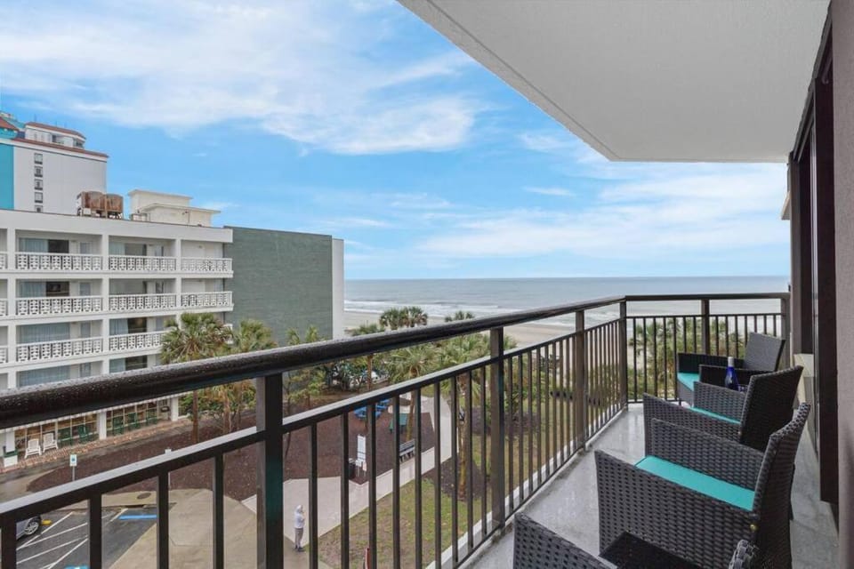 Immense with this 1BR Oceanview Suite 402 Apartment in Myrtle Beach
