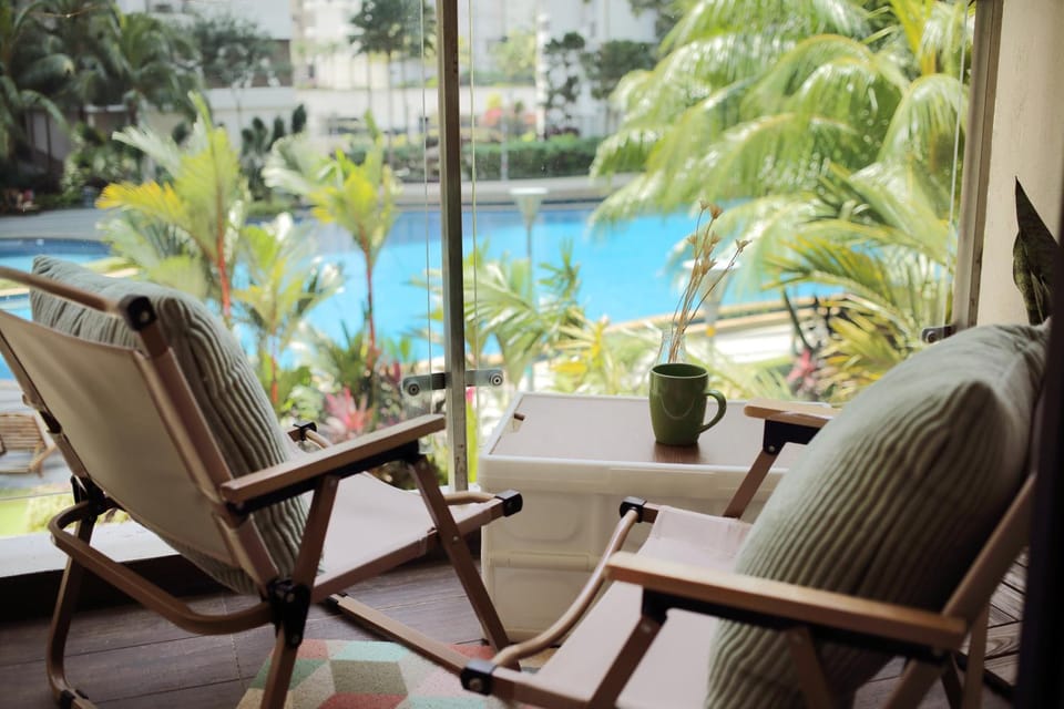 Patio, Pool view