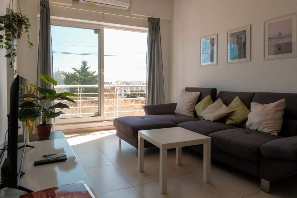 View (from property/room), Living room, Seating area