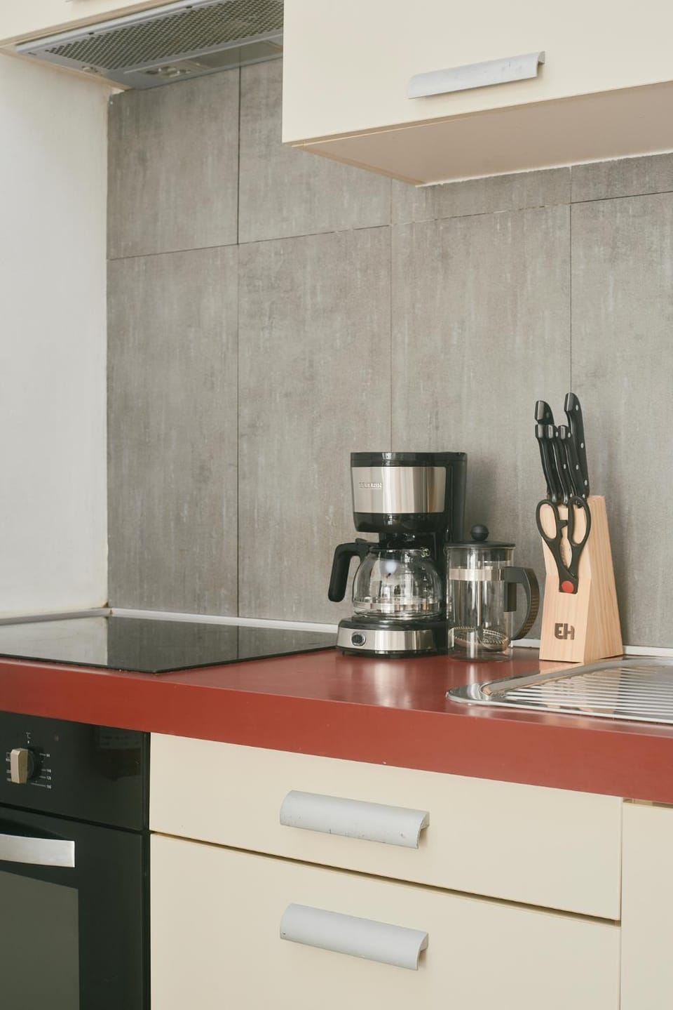 Coffee/tea facilities, kitchen