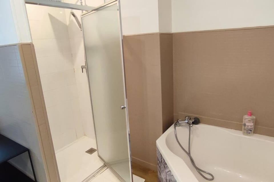Duplex-4 pers-Clim-Stat gratuit-5mn Centre ville Apartment in Pau