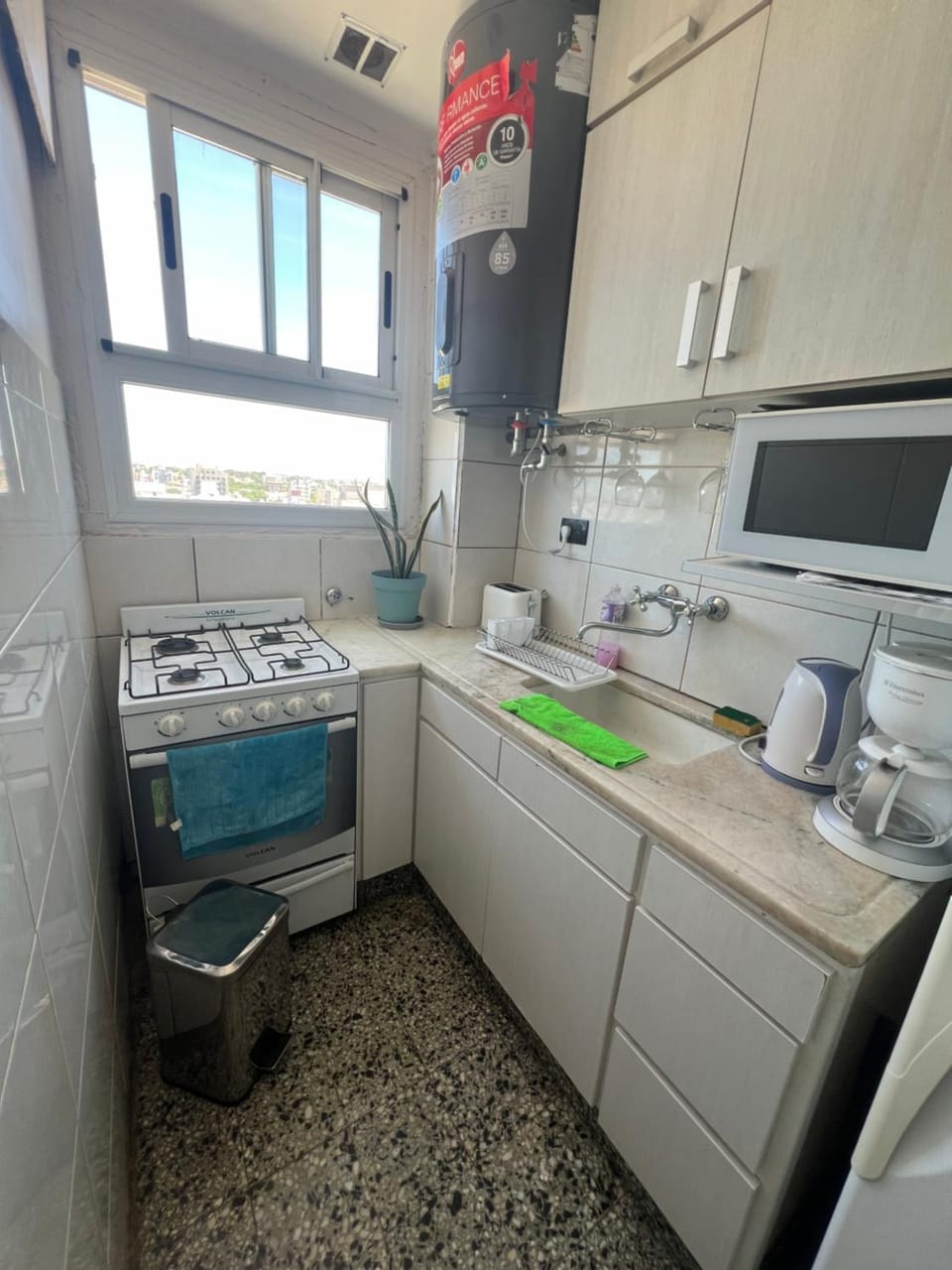 Kitchen or kitchenette, minibar, pet friendly, stove, toaster