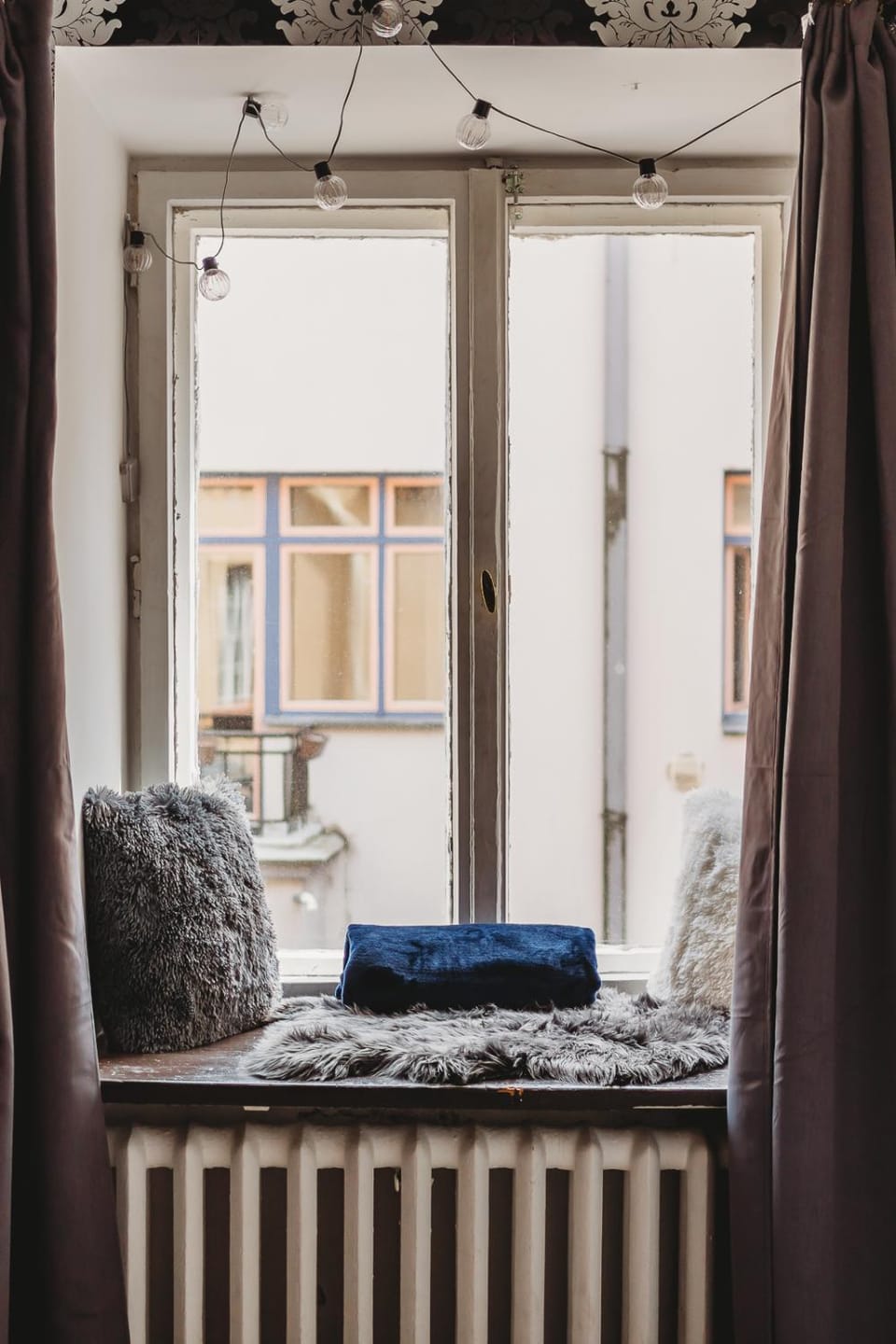 Room in Old Town, Cozy & Convenient - C Apartment in Tallinn