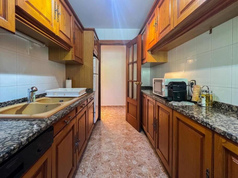 Barthe Holidays I Gran apartamento en el pueblo de Pal 8PAX I Terraza, Vistas al valle, Ideal para familias o grupo, Pet friendly I Rider Apartment in Andorra