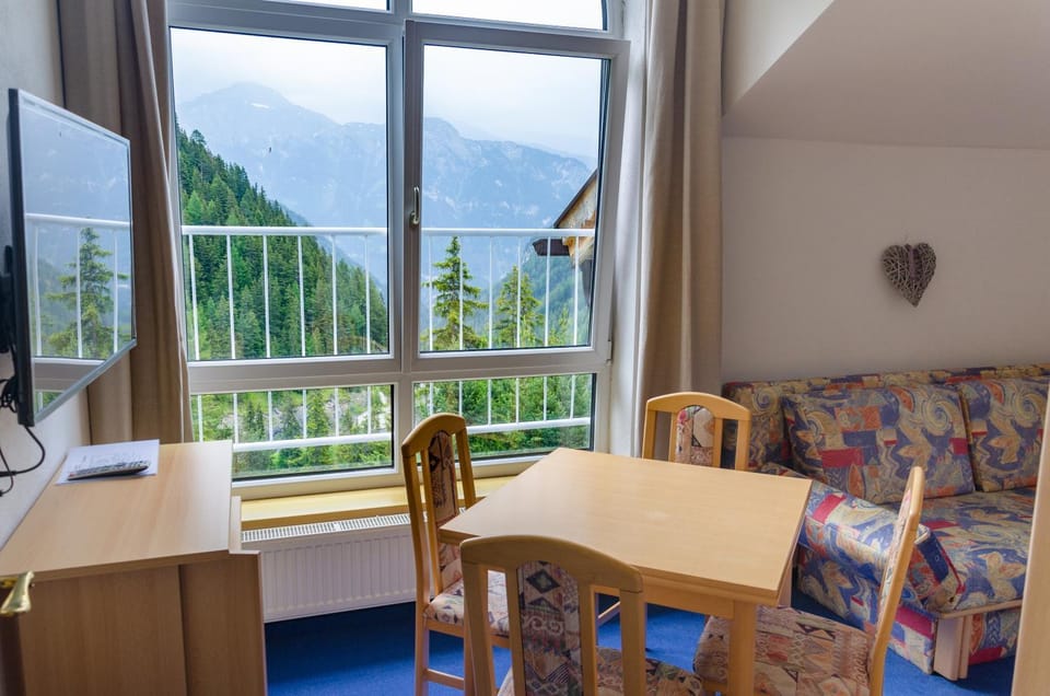 Natural landscape, TV and multimedia, Other, Mountain view