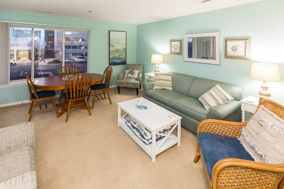 A Place In The Sun House in Virginia Beach