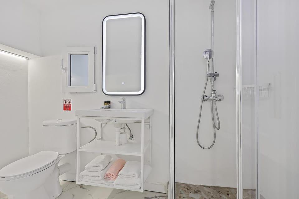 Your cube place at Ermou - Plaka Apartment in Athens