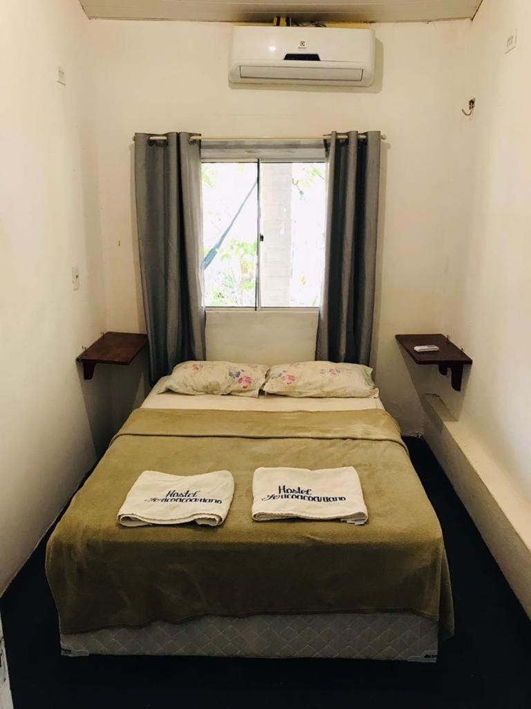 Bed, Photo of the whole room, Bedroom, towels, air conditioner