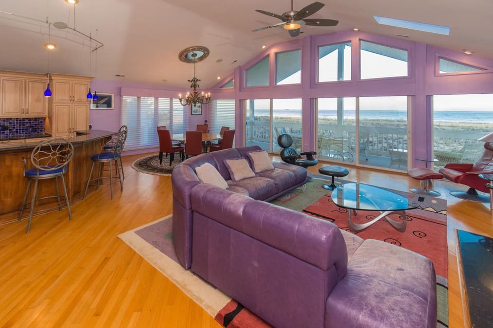 Dolphin Watch - Oceanfront - North End VB House in Virginia Beach