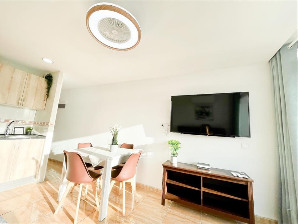 TV and multimedia, Dining area