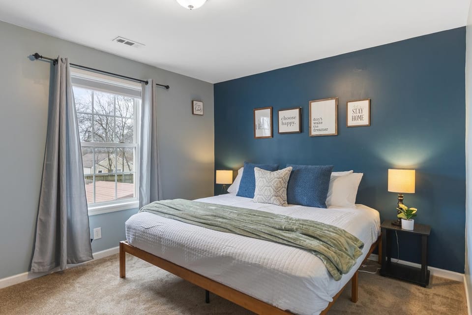 Bed, Bedroom