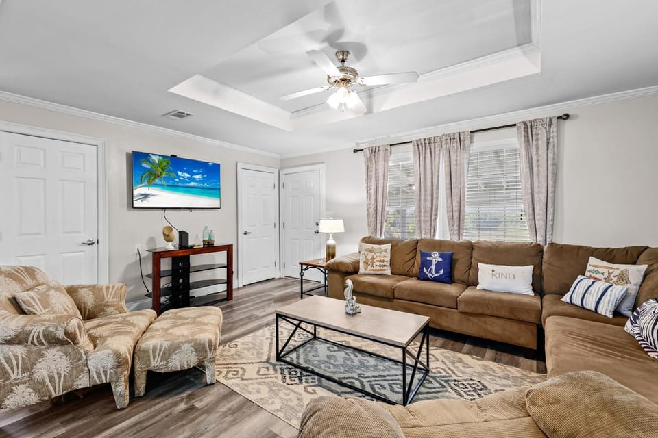 Living room, Seating area