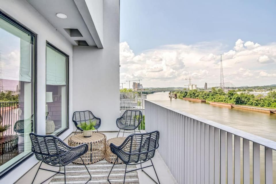 Patio, Balcony/Terrace