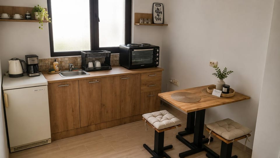 Coffee/tea facilities, Kitchen or kitchenette