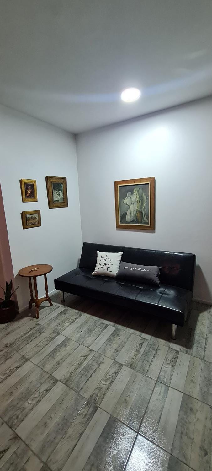 Living room, hair dresser