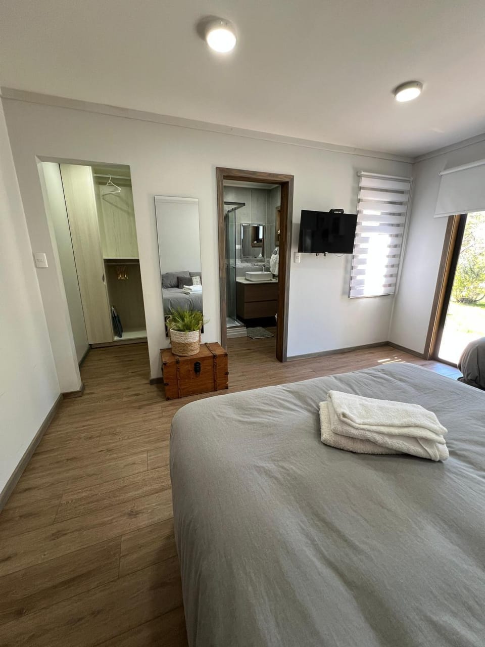 Bathroom, Bedroom, wardrobe