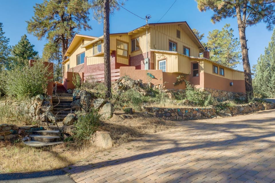 2 Mi to Dtwn: Prescott Gem w/ Patio & Views! House in Prescott