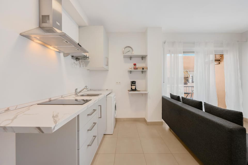 Kitchen or kitchenette, Living room