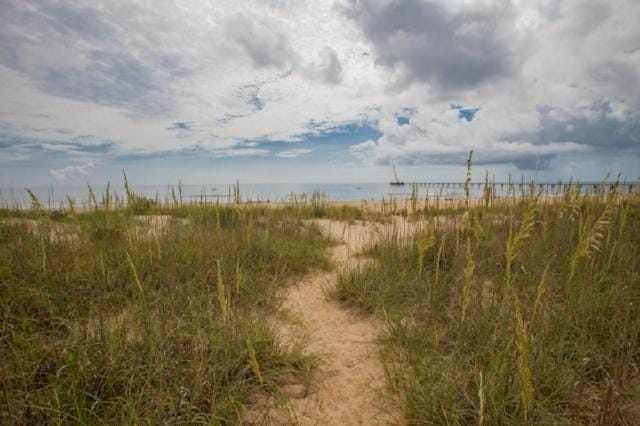 Harshaw Beach House - North End Oceanfront House in Virginia Beach