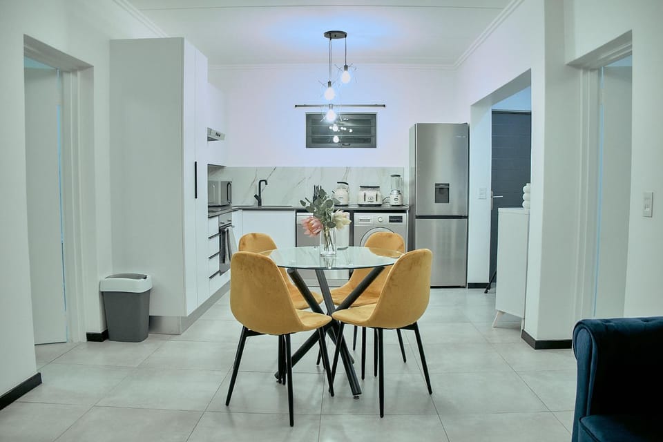 Medon Luxury Suites Bryanston Apartment in Sandton