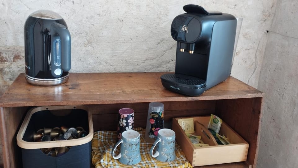 Coffee/tea facilities, Bedroom, Breakfast, Breakfast