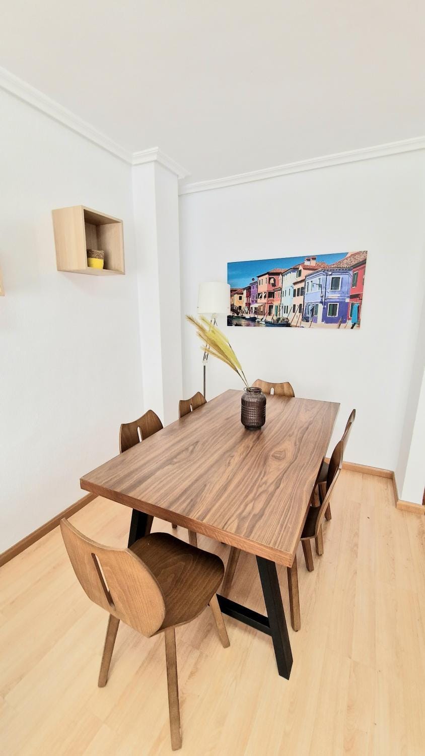 TV and multimedia, Living room, Dining area