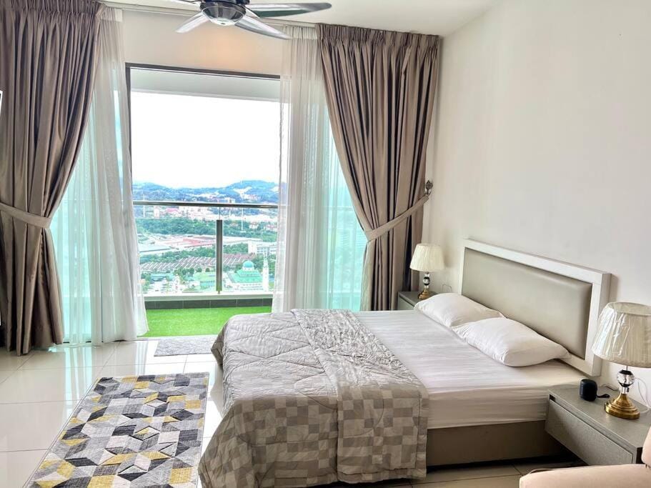 Luxury SkySoho Level 32 @ Evo Mall Bangi Apartment in Negeri Sembilan, Malaysia