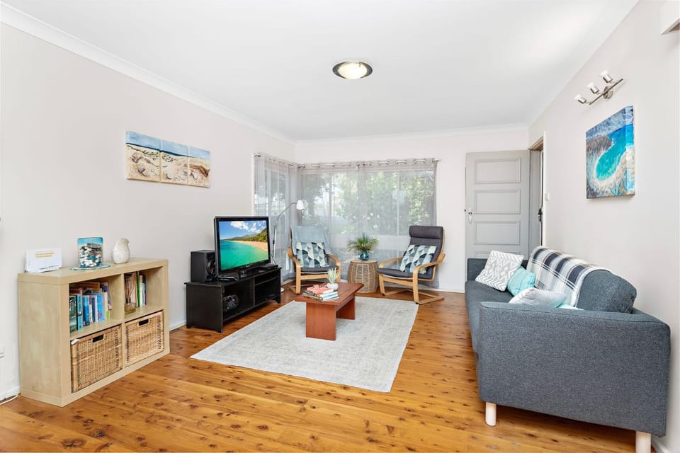 Surf Beach Views House in Kiama
